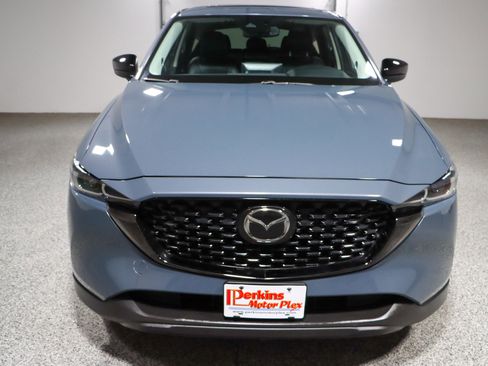 Used 2024 MAZDA CX-5 Carbon Edition image 4