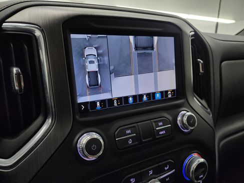 Used 2023 GMC Sierra 3500 Denali w/ Denali Ultimate Package image 20