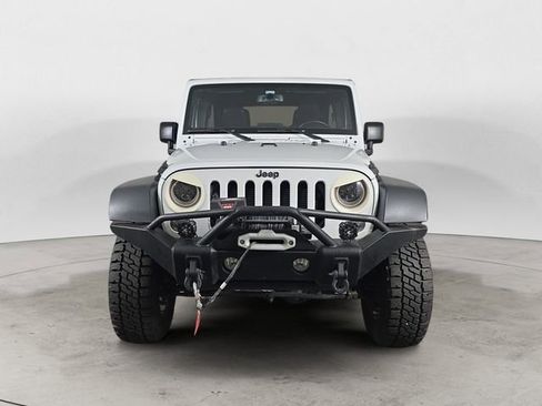 Used 2015 Jeep Wrangler Unlimited Rubicon AWD/4WD image 8