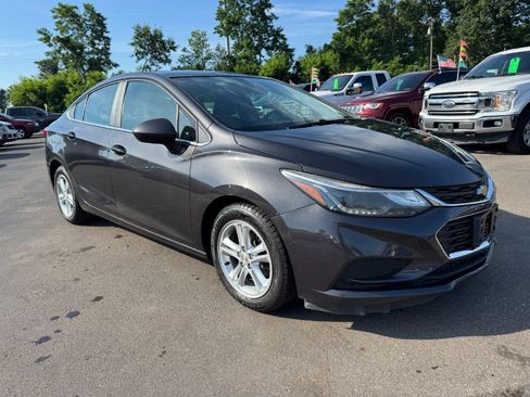 Used 2016 Chevrolet Cruze LT w/ LT True North Edition FWD image 7