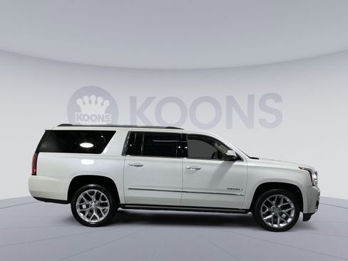 Used 2019 GMC Yukon XL Denali w/ Denali Ultimate Package image 17