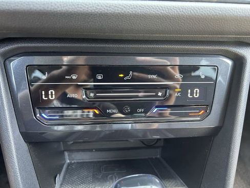 Certified 2023 Volkswagen Tiguan SE w/ Panoramic Sunroof Package FWD image 14
