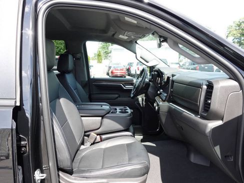 Used 2024 Chevrolet Silverado 1500 LT AWD/4WD image 34