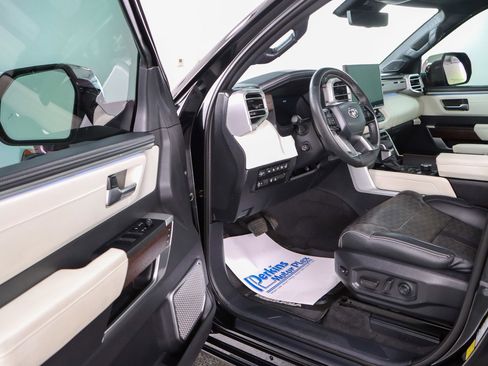 Used 2024 Toyota Sequoia Capstone image 3