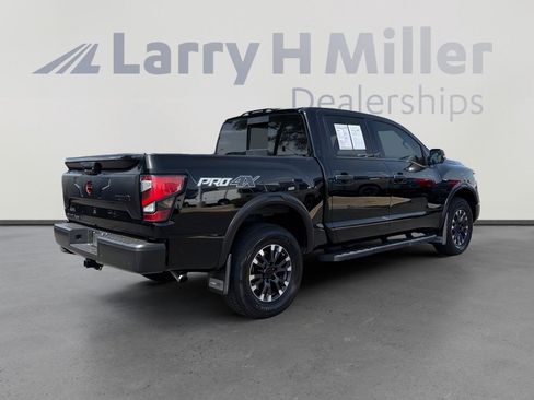 Used 2024 Nissan Titan PRO-4X w/ Pro-4x Convenience Package AWD/4WD image 6