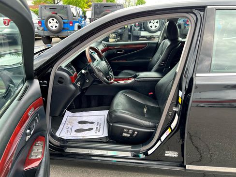 Used 2010 Lexus LS 460 AWD image 16