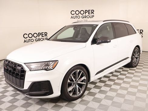 Used 2023 Audi SQ7 Prestige AWD/4WD image 10