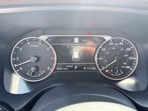 Used 2021 Nissan Rogue SL w/ Premium Package image 11