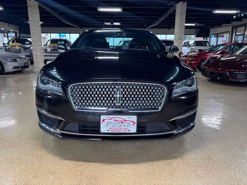 Used 2019 Lincoln MKZ Premiere FWD image 2