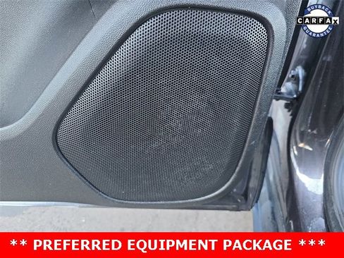 Used 2018 GMC Acadia SLT image 18