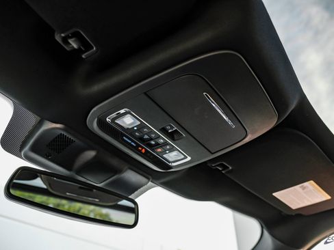 Used 2022 Ford F150 Lariat w/ Equipment Group 502A High image 40