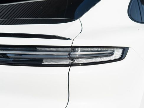 New 2026 Porsche Cayenne Coupe image 13