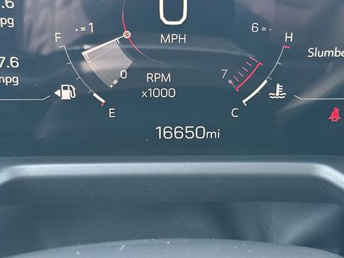 Used 2025 GMC Acadia Elevation image 24