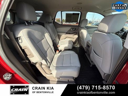 Used 2021 Chevrolet Traverse Premier FWD image 33