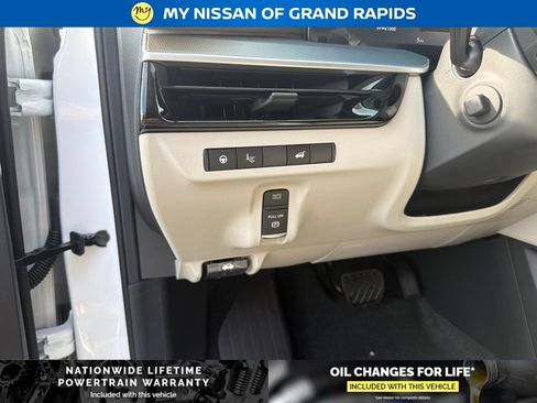 New 2026 Nissan Murano Platinum w/ Cargo Package AWD/4WD image 13