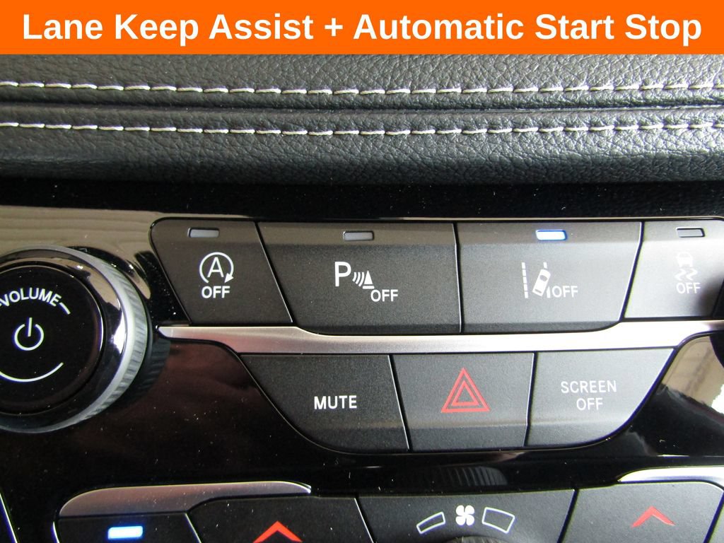 New 2027 Chrysler Pacifica Select FWD image 16
