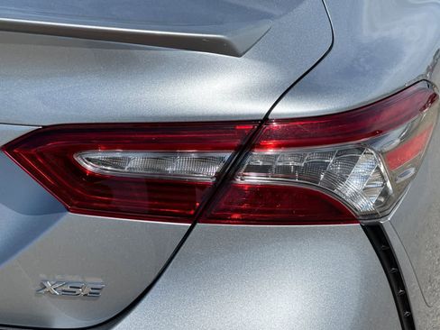 Used 2018 Toyota Camry XSE w/ Accessory Appearance Package FWD image 30