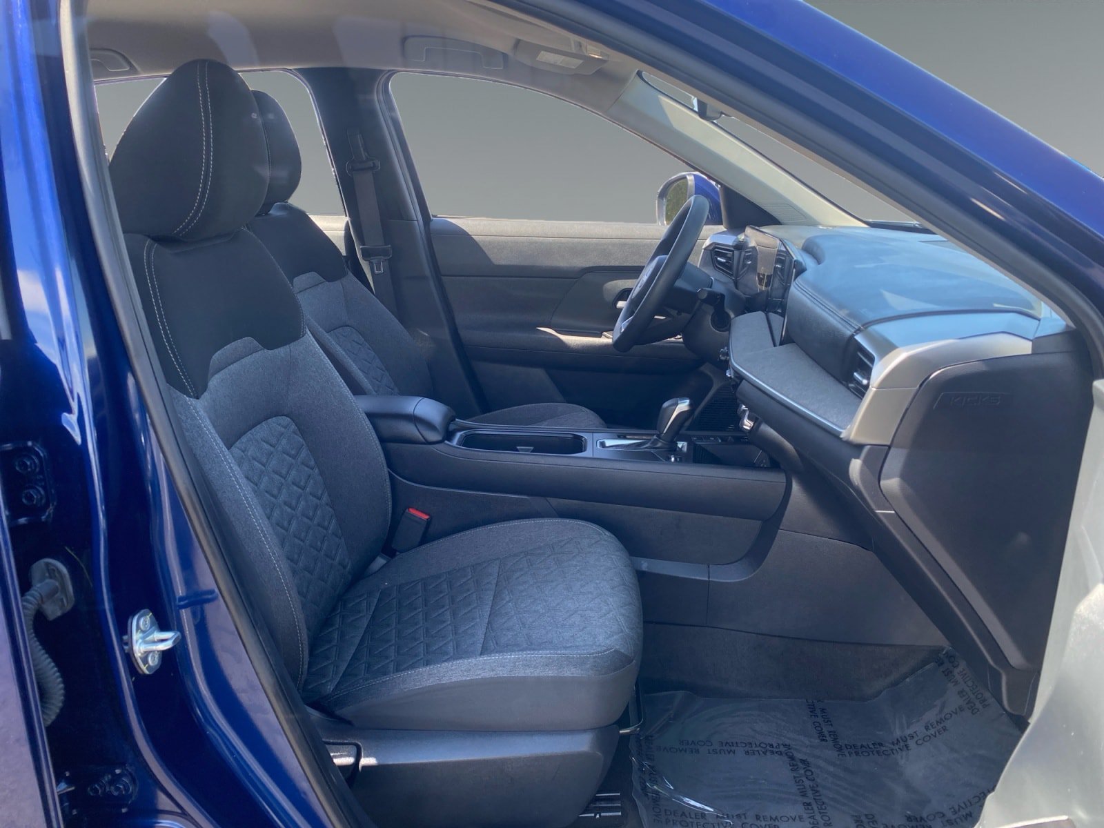 Used 2025 Nissan Kicks SV FWD image 15