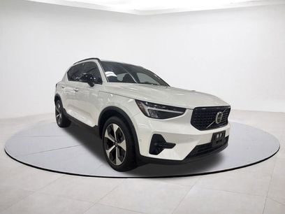 Certified 2025 Volvo XC40 B5 Plus