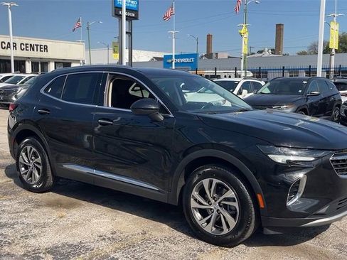 Used 2023 Buick Envision Essence image 3