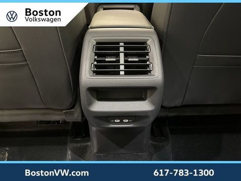 New 2026 Volkswagen Tiguan SE R-Line image 26