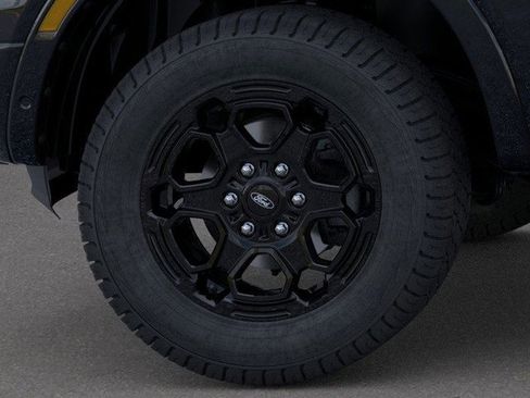 New 2025 Ford Ranger Lariat w/ Black Appearance Package image 19