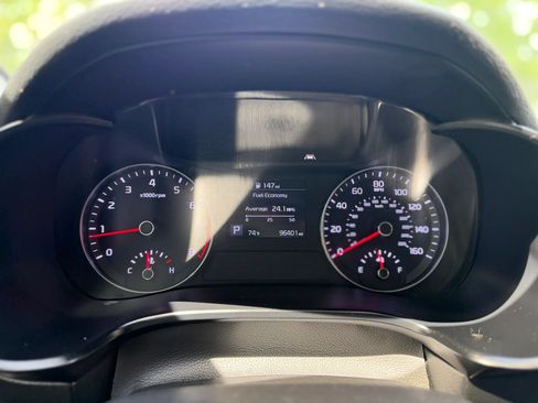 Used 2019 Kia Forte LXS FWD image 25