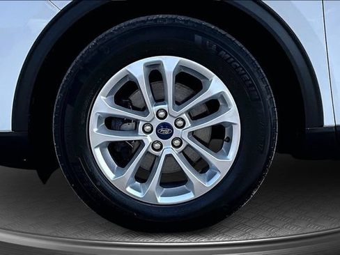 Used 2022 Ford Escape SE FWD image 31