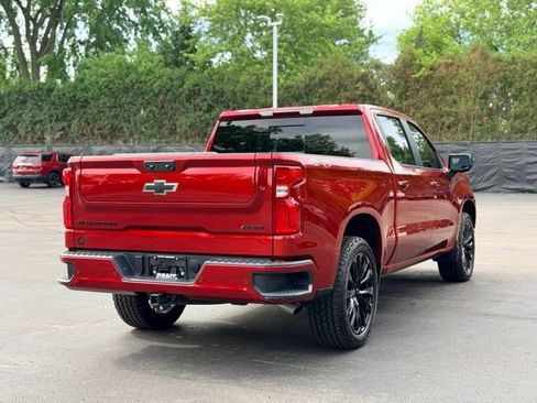 Used 2025 Chevrolet Silverado 1500 RST w/ Convenience Package II AWD/4WD image 4