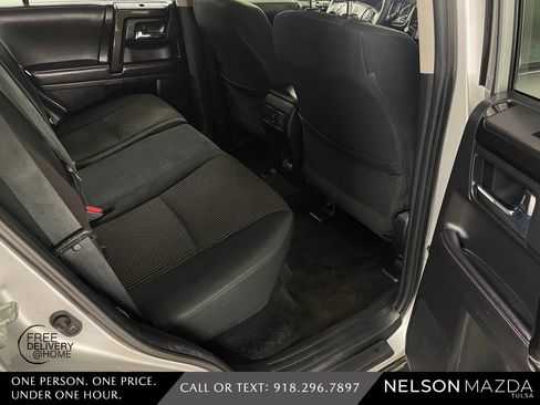 Used 2022 Toyota 4Runner TRD Off-Road image 39