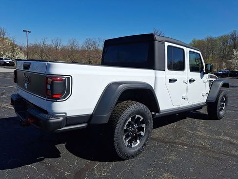 New 2026 Jeep Gladiator Rubicon AWD/4WD image 4