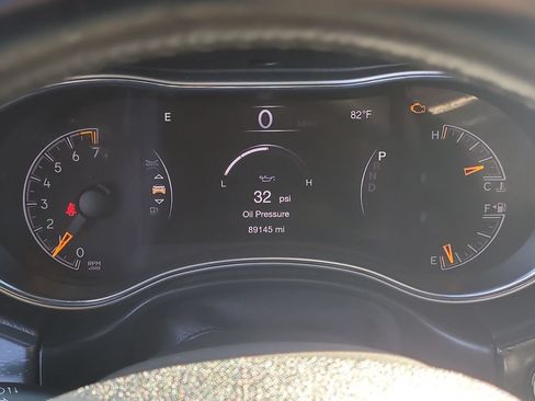 Used 2018 Jeep Grand Cherokee Altitude AWD/4WD image 34