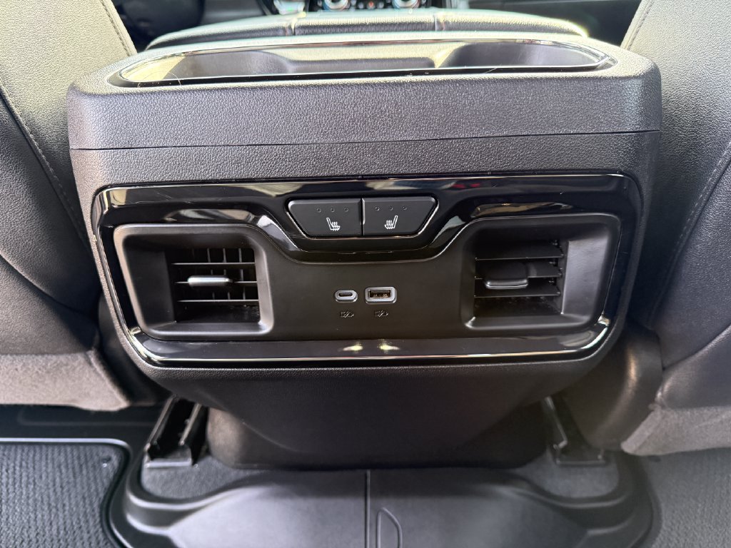 Used 2025 GMC Sierra 2500 AT4 w/ AT4 Preferred Package AWD/4WD image 38