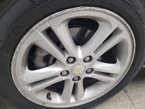 Used 2017 Chevrolet Cruze LT image 31