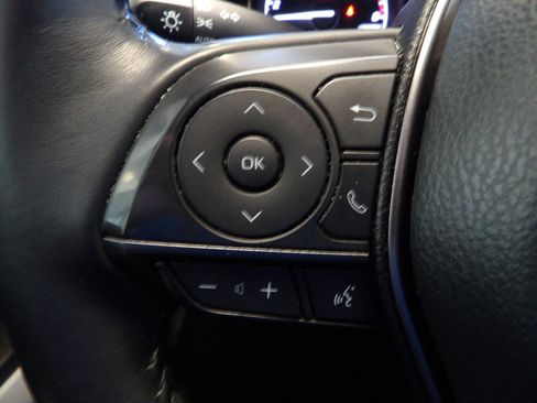 Used 2024 Toyota Camry SE image 29