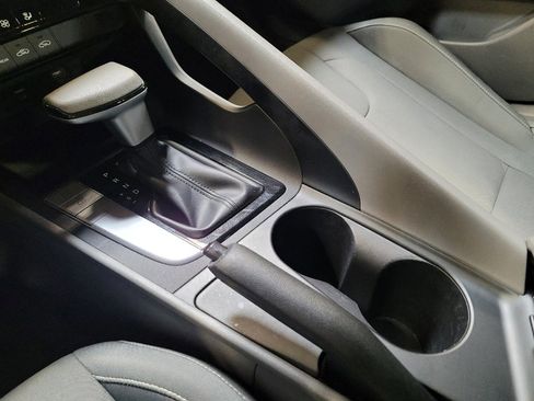 Used 2023 Hyundai Elantra SEL w/ Cargo Package FWD image 26