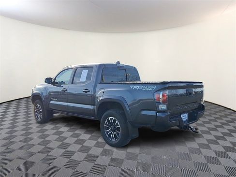 Used 2022 Toyota Tacoma SR image 7