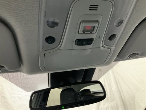 Used 2019 Toyota Prius Prime Advanced image 33