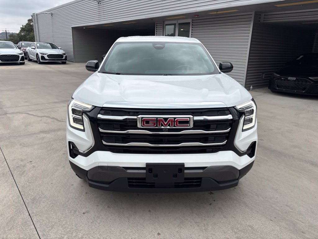 Used 2026 GMC Terrain Elevation FWD image 7