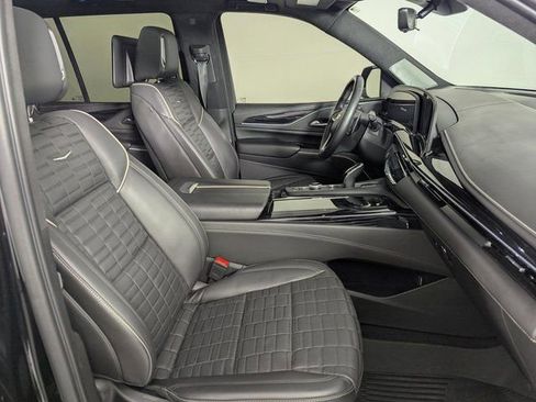 Used 2023 Cadillac Escalade V image 25
