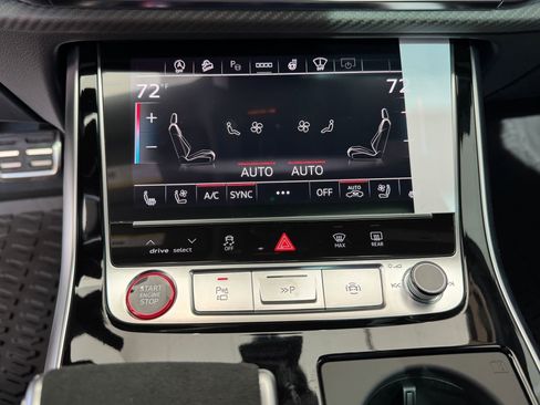 New 2026 Audi RS Q8 performance image 25