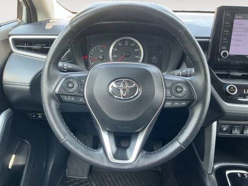 Used 2022 Toyota Corolla Cross LE AWD/4WD image 13