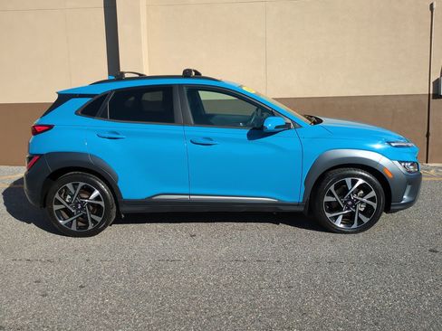 Certified 2022 Hyundai Kona Limited image 3