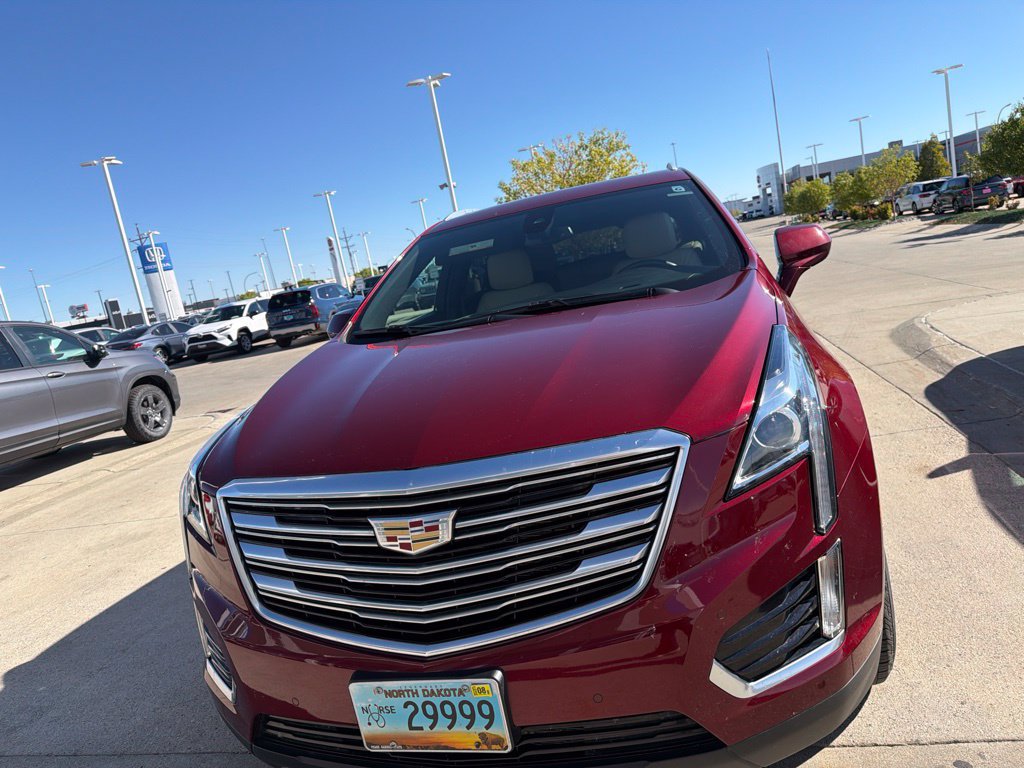 Used 2018 Cadillac XT5 Luxury w/ Driver Awareness Package AWD/4WD image 10