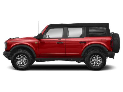Used 2023 Ford Bronco Badlands AWD/4WD image 2
