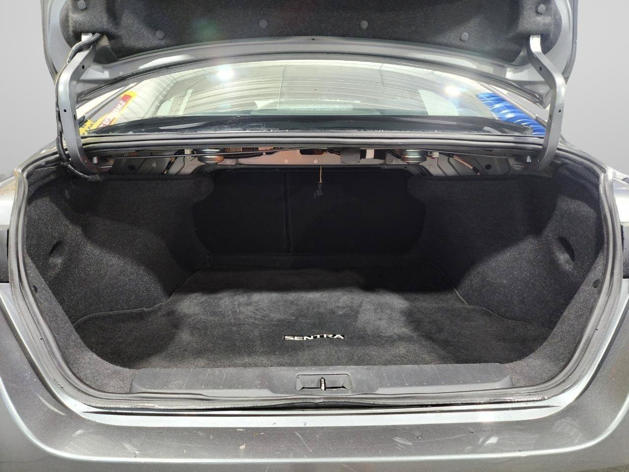 Used 2024 Nissan Sentra S FWD image 25