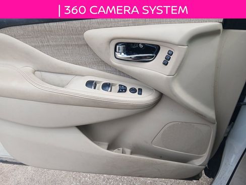 Used 2019 Nissan Murano SL FWD image 12