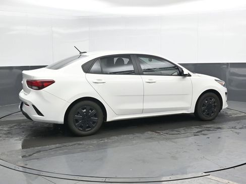 Used 2023 Kia Rio S image 4