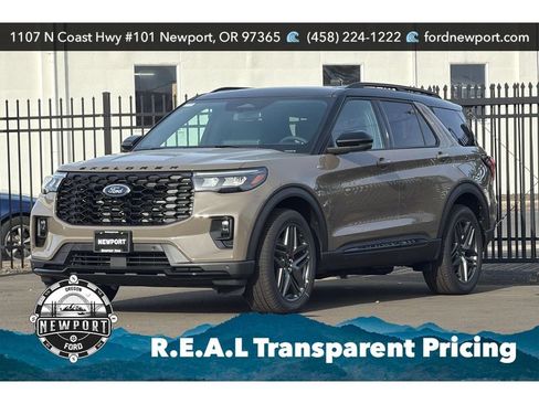 New 2026 Ford Explorer ST-Line w/ ST-Line Street Pack AWD/4WD image 11