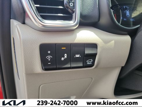 Used 2021 Kia Sportage EX FWD image 24